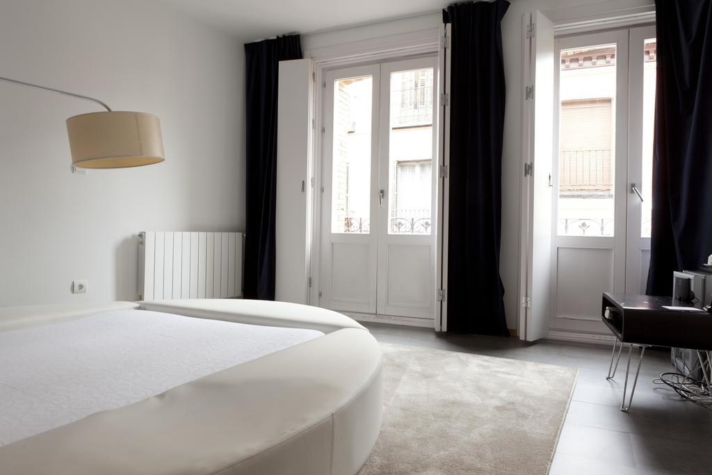 Madrid Central Gran Via Suites Esterno foto